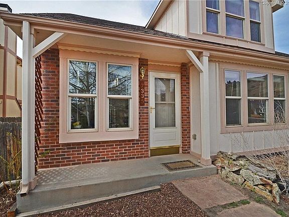 Welcoming covered front entry.