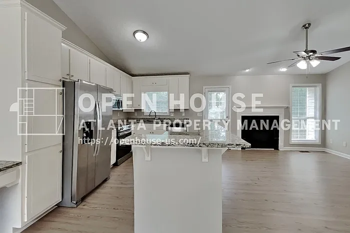 5333 High Point Rd — Photo 4
