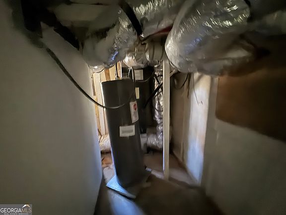 4th image of 1585 Ezra Church Dr NW