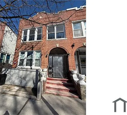 3 bed, 1100 sqft, $3,300 — Photo 2