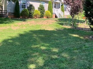 2454 Oak Valley Ln, Maiden, NC 28650