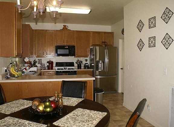 3rd image of 1549 Jerusalem Dr