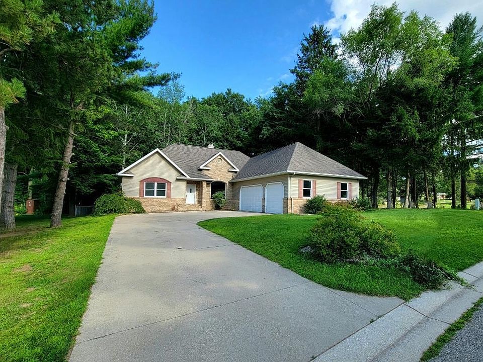 732 Blossomwood Dr, Clare, MI 48617 Zillow