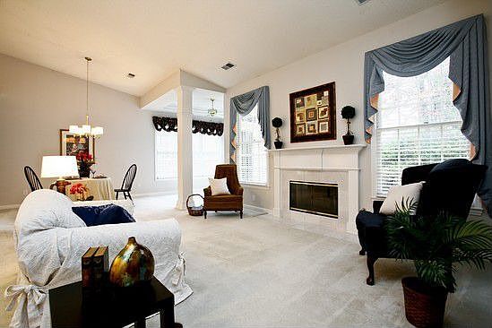 2nd image of 203 Masters Dr S