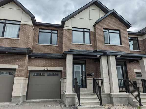 262 Darjeeling Ave, Ottawa, ON K2J 6Z1