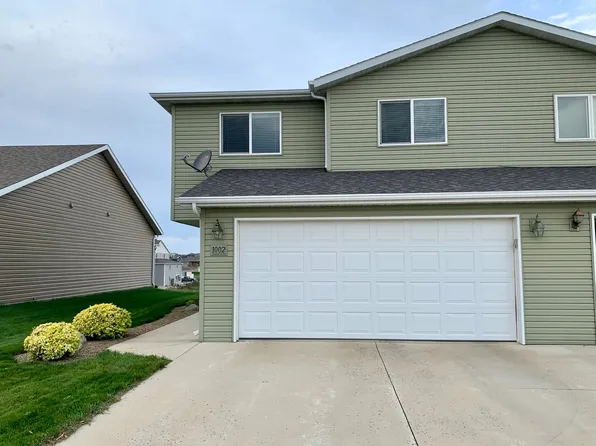 1002 E Lasalle Dr, Bismarck, ND 58503