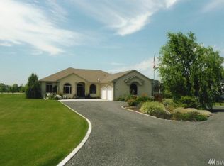 562 Young Rd NE, Moses Lake, WA 98837