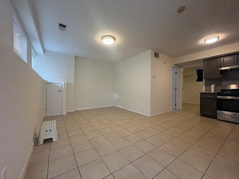 Orbit Ln — Photo 4