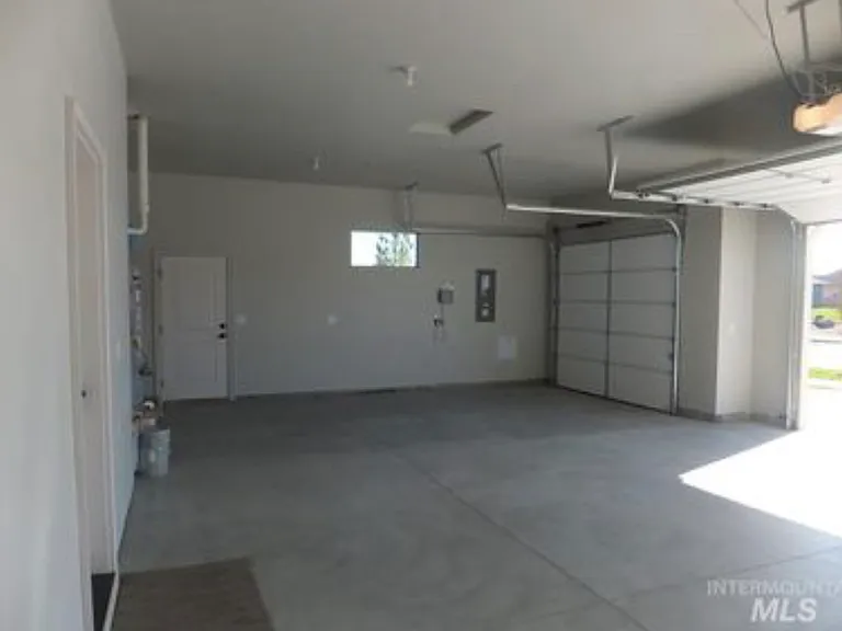 9634 W Twisted Vine Dr — Photo 9