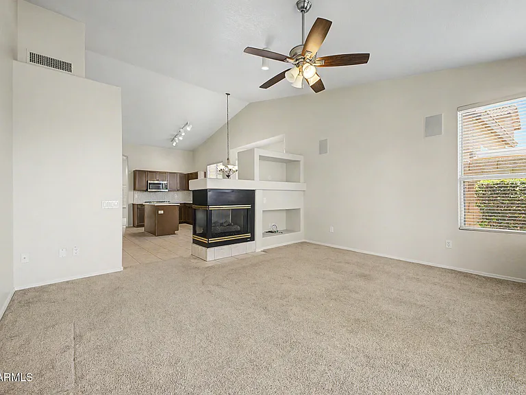 4545 E Rowel Rd — Photo 13