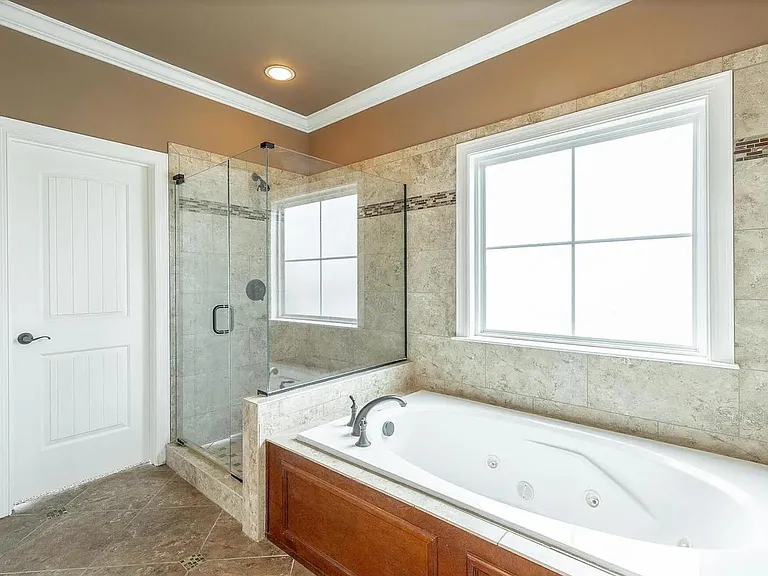 8739 Seven Lakes Dr — Photo 27