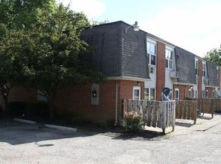 1490 S Burnett Rd #C, Springfield, OH 45505