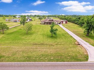 8221 Fisher Rd, Beach City, TX 77523