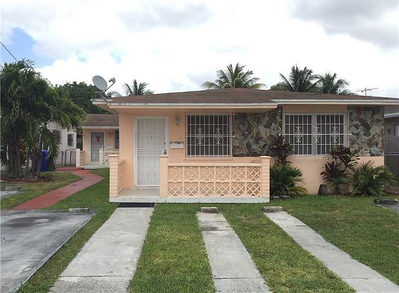 1st image of 631 NW 44th Ave