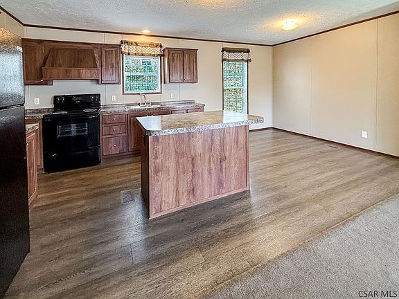 4th image of 1141 Slagle Hill Rd