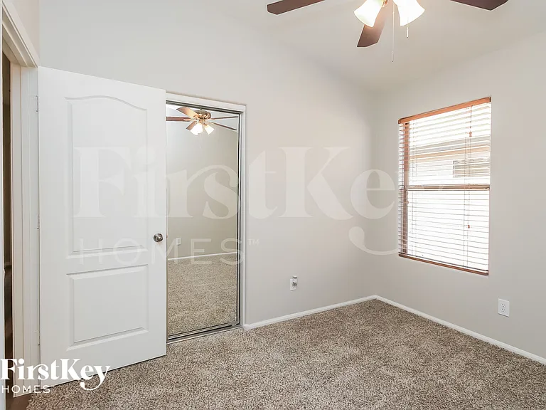 29882 N Broken Shale Dr — Photo 12