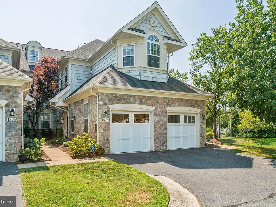 1st image of 13971 Gullane Dr #126