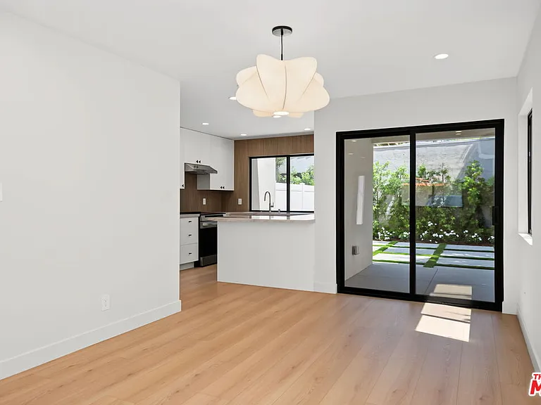 5841 Whitworth Dr — Photo 23