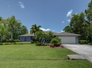 6422 NW Regal Cir, Port Saint Lucie, FL 34983