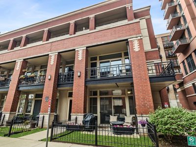324 N Jefferson St APT 101, Chicago, IL, 60661