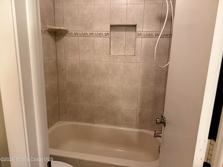 1461 Sheafe Ave NE #106 — Photo 11