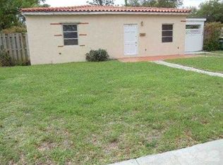 940 NE 140th St, North Miami, FL 33161