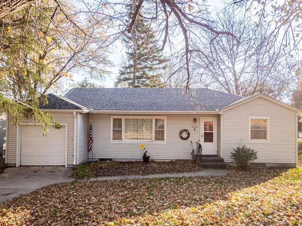702 N 10th St, Norfolk, NE 68701