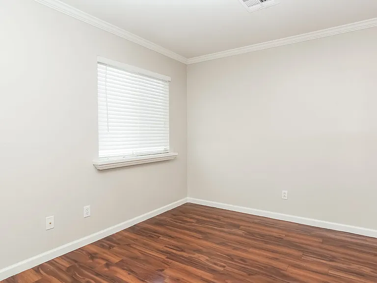 4509 Dagnar Ct — Photo 15