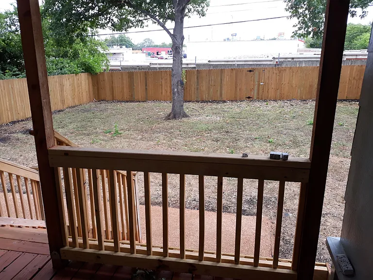 319 Sumner Dr — Photo 8