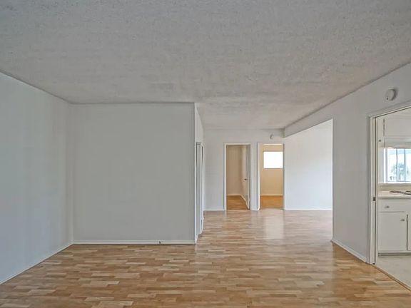 2nd image of 1500 Manhattan Ave #1500