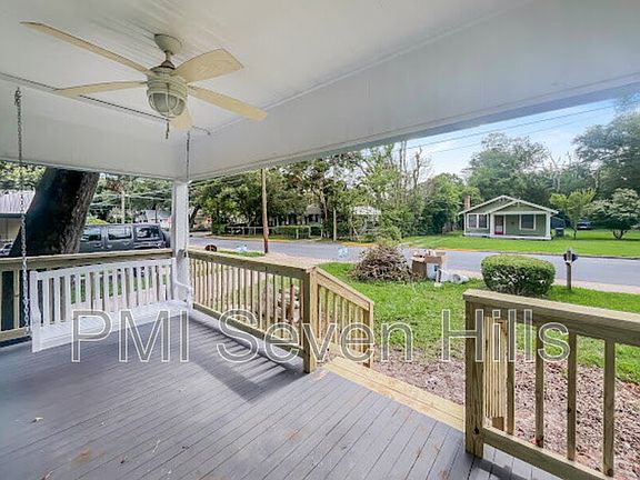 3rd image of 1422 N M St #L