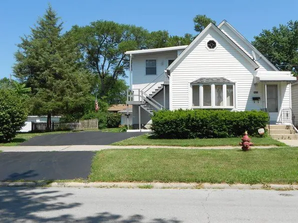 3321 Wallace Ave, Steger, IL 60475