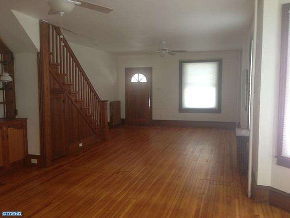 4th image of 1030 Foulkrod St