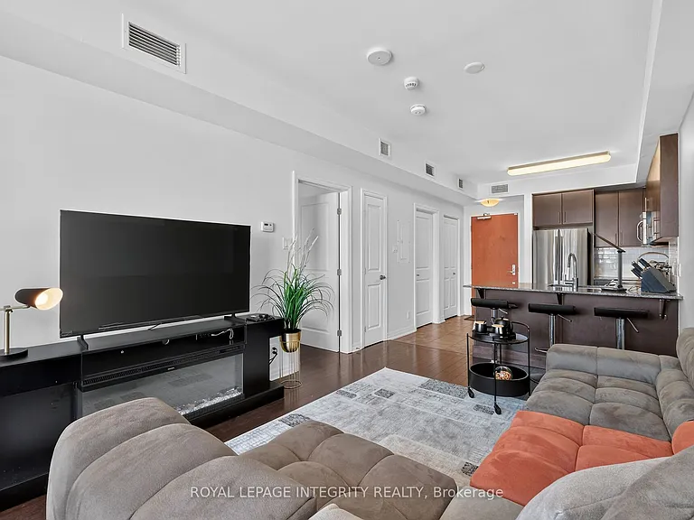 242 Rideau St #2505 — Photo 22