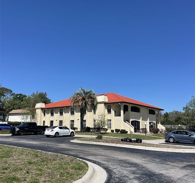 1st image of 2342 Forest Dr