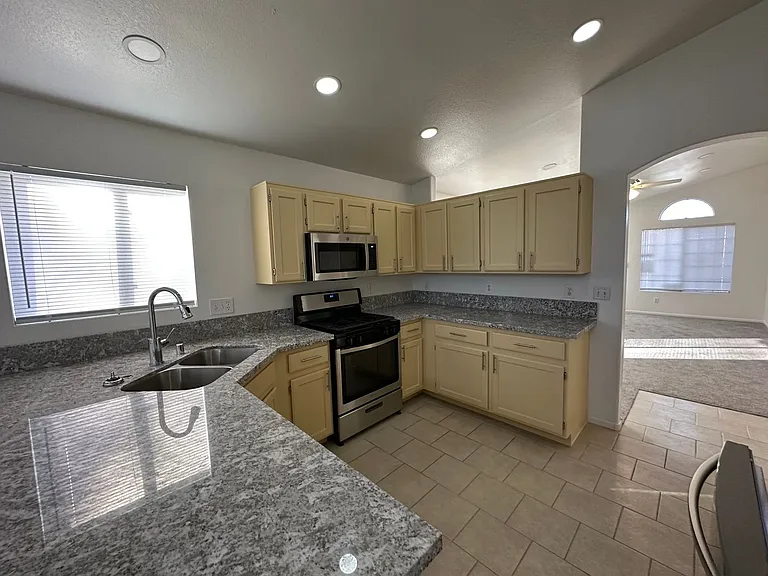 7117 Old Village Ave — Photo 43