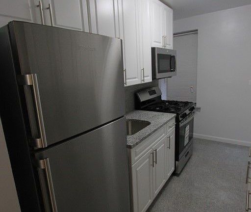 2nd image of 3315 81st St APT 6G