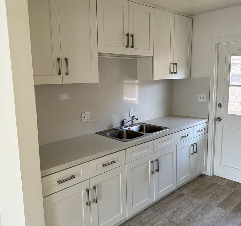 New quartz countertop.