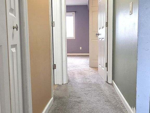4th image of 1992 Tall Oaks Dr APT 2B