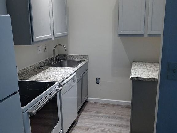 4th image of 4221-4223 E Kennerly Ave #10577632