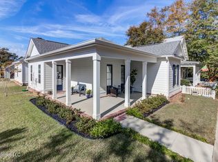 19739 Savannah St, Biloxi, MS 39532