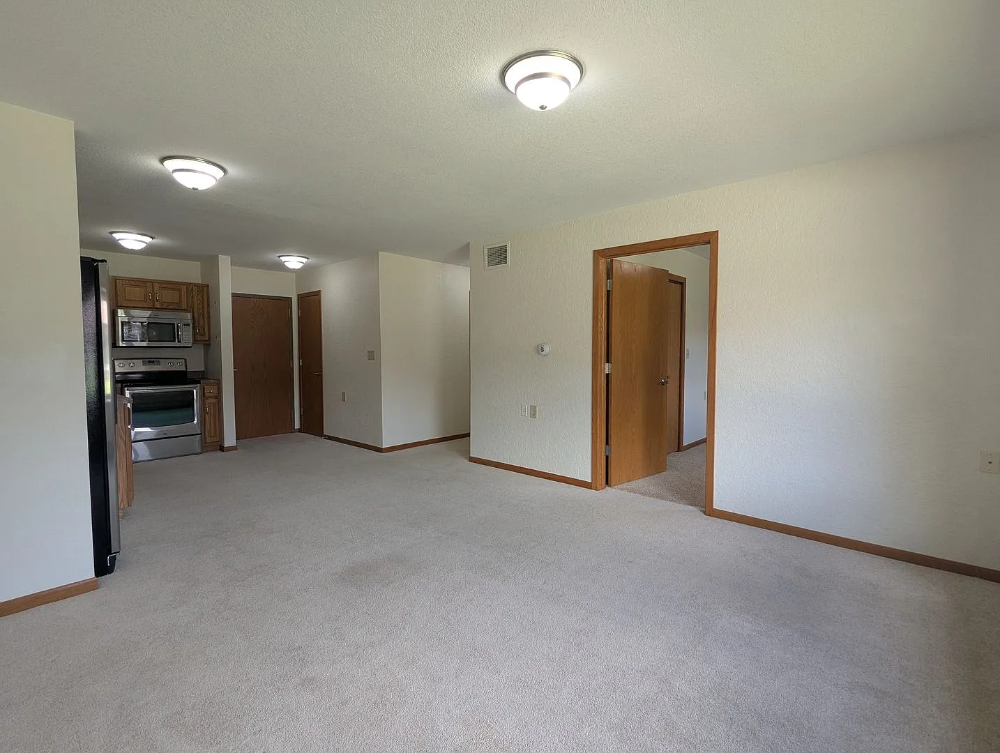 Pfeiffer Flats — Photo 4