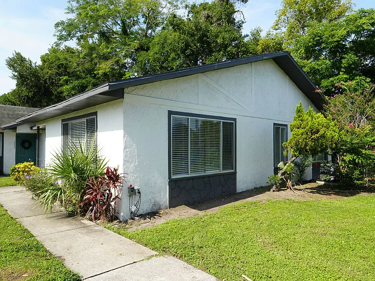 3210 S Bumby Ave — Photo 3