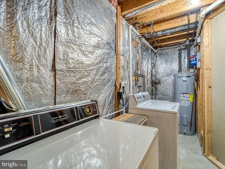 19130 Partridge Wood Dr — Photo 23