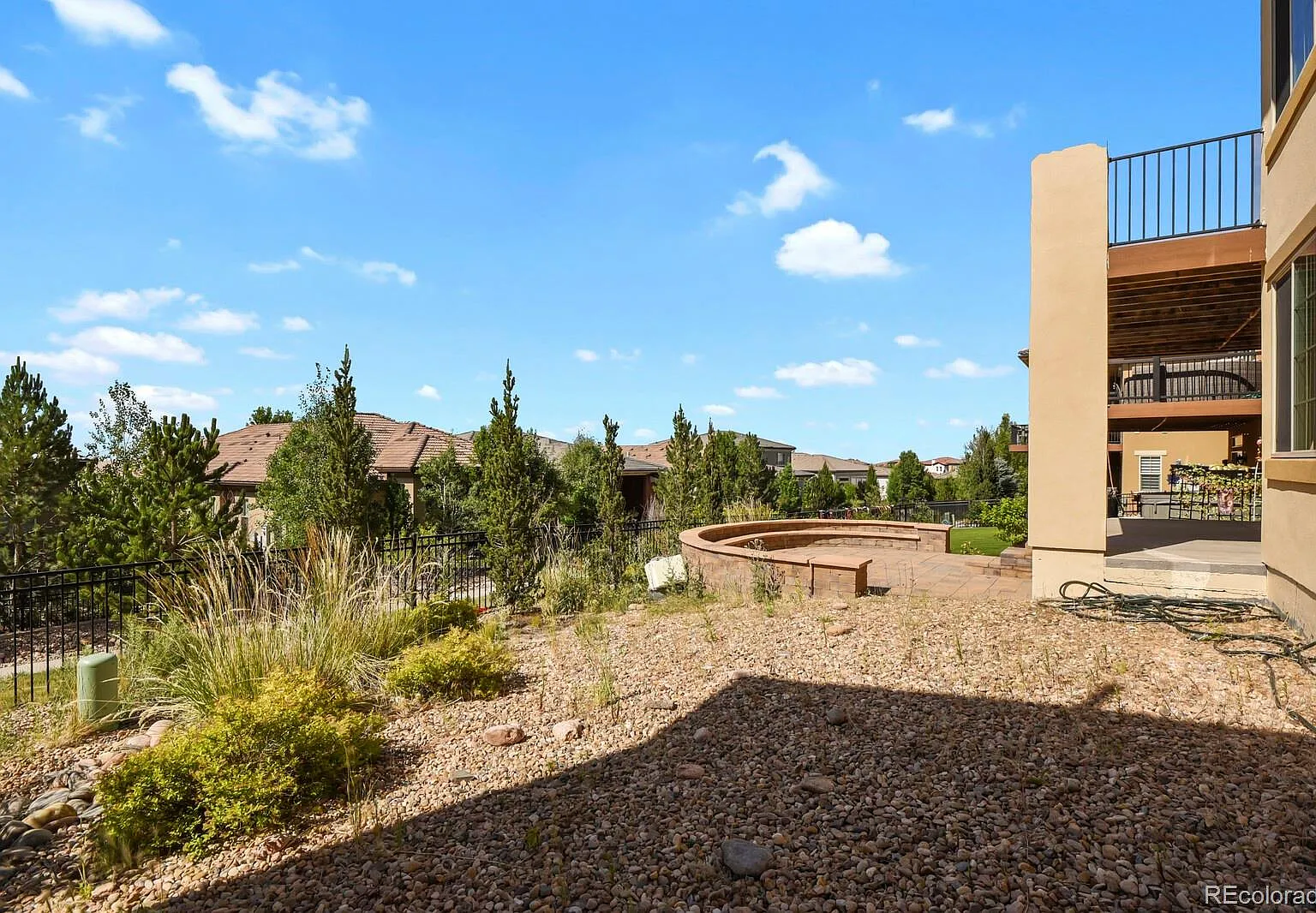 4 bed, 3.5 bath, 3912 sqft, $5,000 — Photo 4