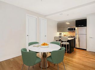 152 S 4th St APT 3B, Brooklyn, NY 11211