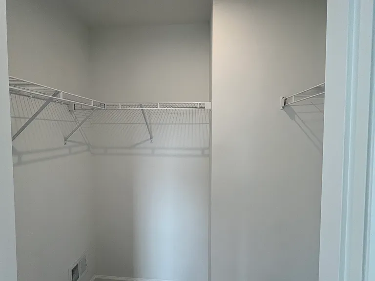 18 Bruton Ln — Photo 16