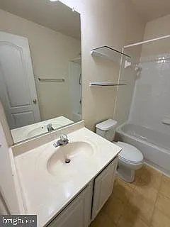 2158 Capstone Cir — Photo 17