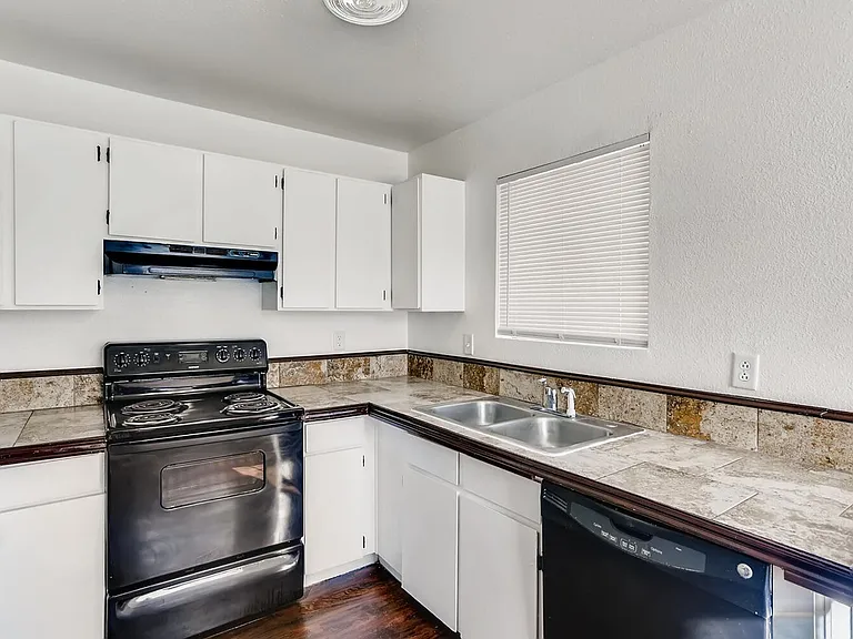 24 Rose Cir #A — Photo 7