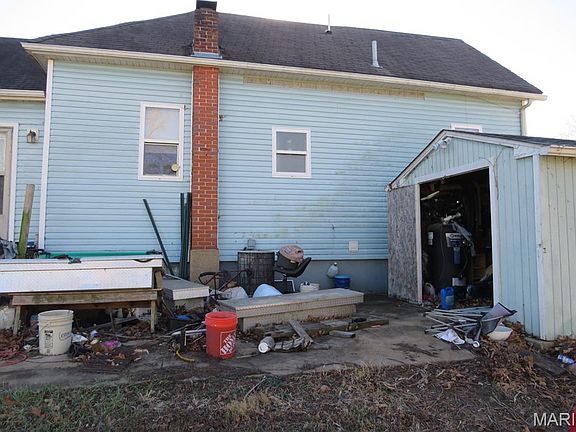 3rd image of 471 Watson Rd